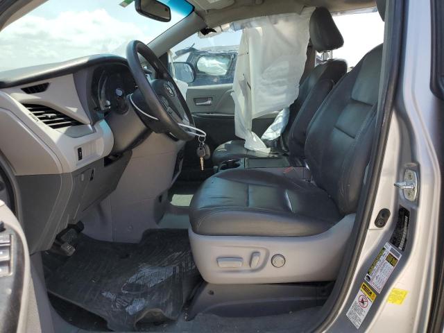 Photo 7 from auction – 2017 TOYOTA SIENNA LE with VIN 5TDKZ3DC7HS898450