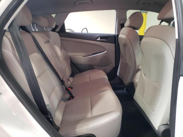Photo 11 from auction – 2018 HYUNDAI TUCSON SEL with VIN KM8J3CA47JU688342