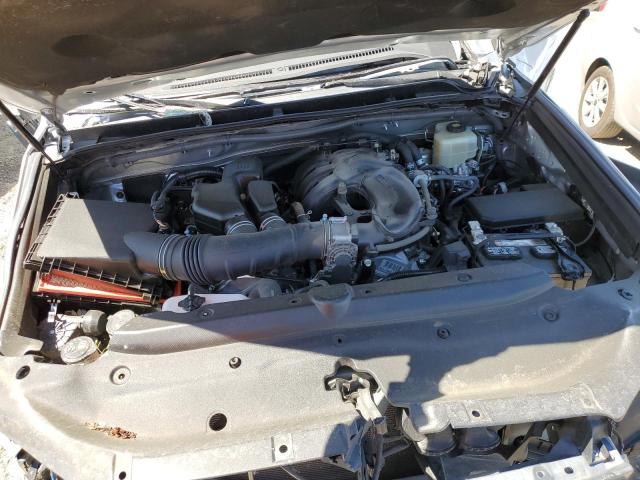 Photo 12 from auction – 2018 TOYOTA 4RUNNER SR with VIN JTEBU5JR1J5546698