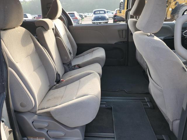 Photo 11 from auction – 2018 TOYOTA SIENNA LE with VIN 5TDKZ3DC0JS953908