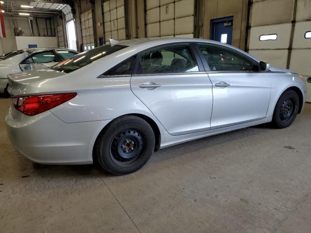 Photo 3 from auction – 2012 HYUNDAI SONATA GLS with VIN 5NPEB4AC7CH322853