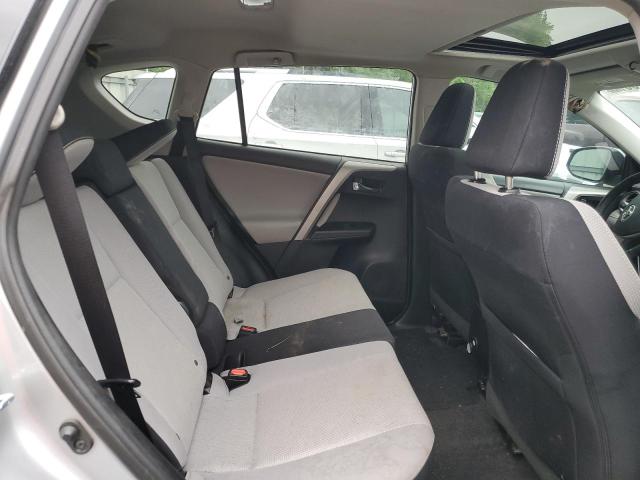 Photo 11 from auction – 2016 TOYOTA RAV4 with VIN 2T3WFREV6GW292521