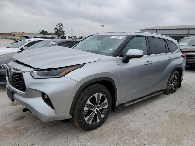 TOYOTA HIGHLANDER 2021 with VIN 5TDGZRAH8MS530670 - Photo from auction
