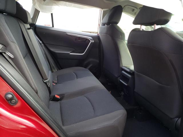 Photo 11 from auction – 2021 TOYOTA RAV4 LE with VIN JTMF1RFV9MD071257