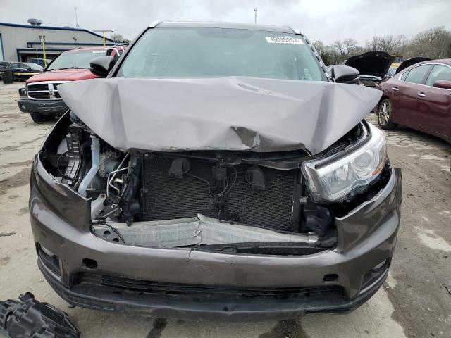 Photo 5 from auction – 2016 TOYOTA HIGHLANDER with VIN 5TDJKRFH0GS324413