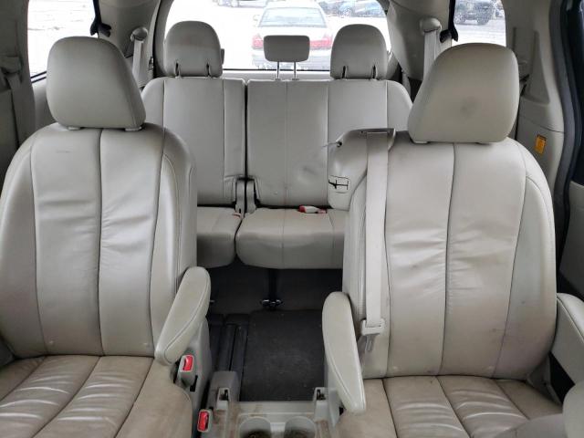 Photo 10 from auction – 2011 TOYOTA SIENNA XLE with VIN 5TDYK3DC8BS123354