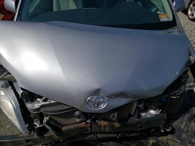 Photo 12 from auction – 2013 TOYOTA SIENNA XLE with VIN 5TDYK3DC0DS305567