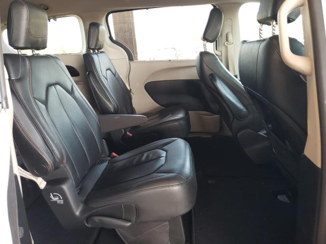 Photo 11 from auction – 2019 CHRYSLER PACIFICA T with VIN 2C4RC1BG5KR613352