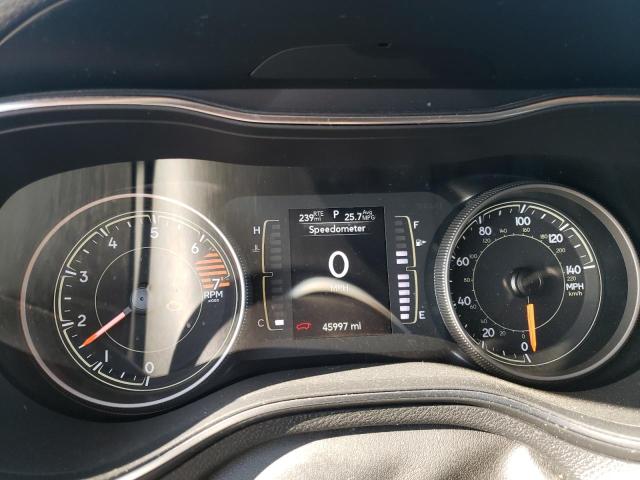 Photo 9 from auction – 2019 JEEP CHEROKEE L with VIN 1C4PJLLB0KD428964