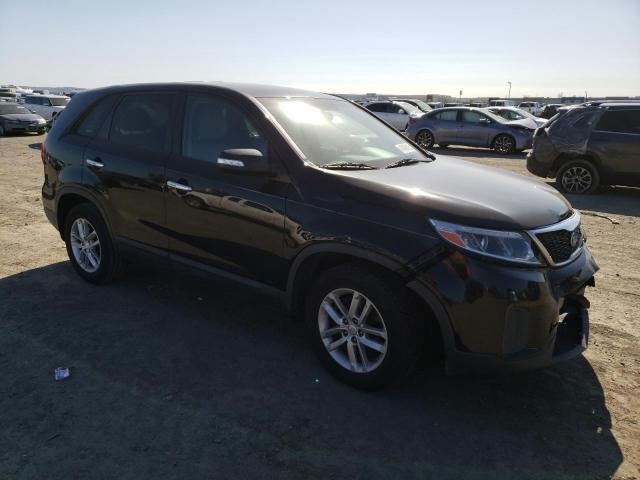 Photo 4 from auction – 2014 KIA SORENTO LX with VIN 5XYKT3A64EG453026