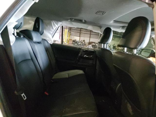 Photo 11 from auction – 2019 TOYOTA 4RUNNER SR with VIN JTEBU5JR2K5697065