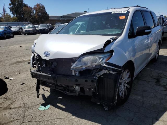 Photo 1 from auction – 2016 TOYOTA SIENNA XLE with VIN 5TDYK3DC2GS704002