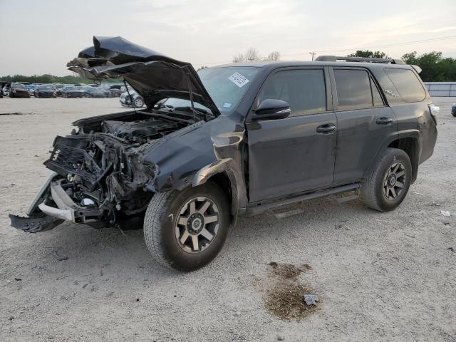 TOYOTA 4RUNNER SR 2020 with VIN JTEBU5JR3L5822172 - Photo from auction