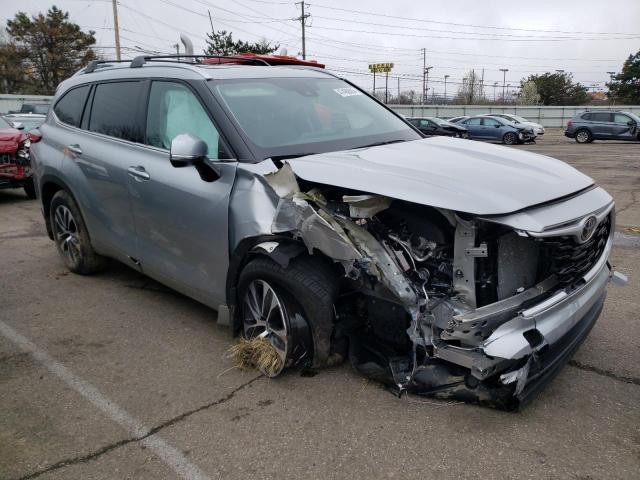 Photo 4 from auction – 2021 TOYOTA HIGHLANDER with VIN 5TDHZRBH0MS554013