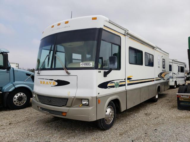 Photo 2 from auction – 2001 WINNEBAGO BRAVE with VIN 1FCNF53S510A18722