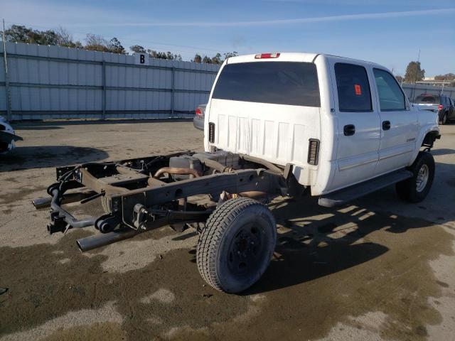 Photo 3 from auction – 2003 CHEVROLET SILVERADO with VIN 1GCGK13U03F160751