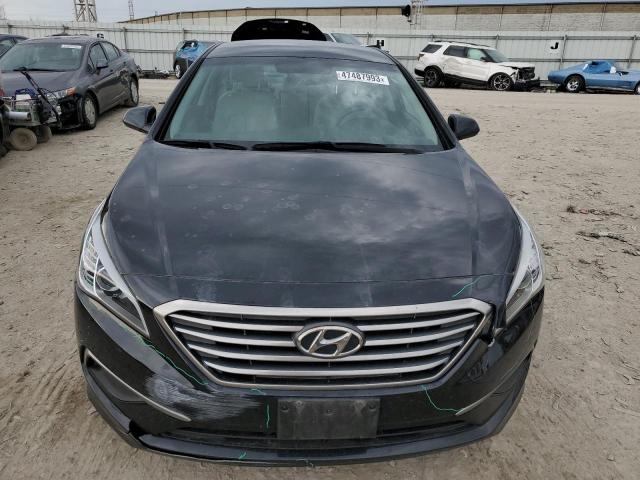 Photo 5 from auction – 2017 HYUNDAI SONATA SE with VIN 5NPE24AF2HH439385