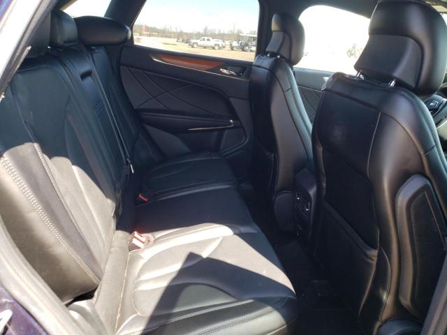 Photo 11 from auction – 2017 LINCOLN MKC RESERV with VIN 5LMCJ3C97HUL12304