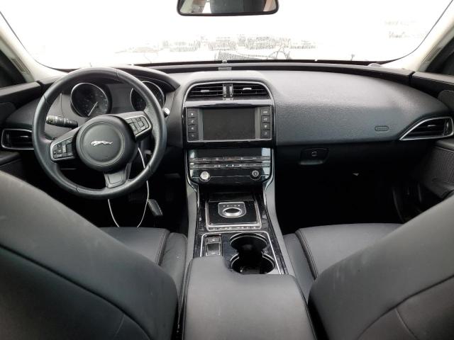 Photo 8 from auction – 2017 JAGUAR XE with VIN SAJAR4BG6HA965075