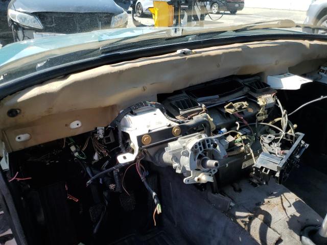 Photo 9 from auction – 1989 BMW 325 I with VIN WBAAA1300KAE57861