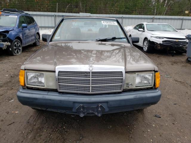 Photo 5 from auction – 1987 MERCEDES-BENZ 190 E 2.3 with VIN WDBDA28D1HF381513