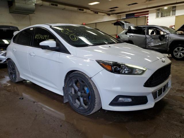 Photo 4 from auction – 2017 FORD FOCUS ST with VIN 1FADP3L97HL276412