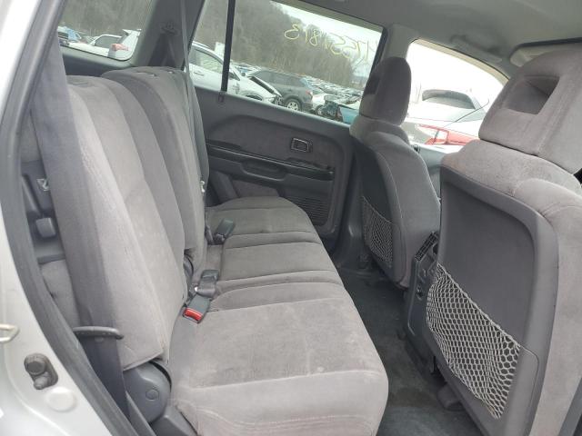 Photo 11 from auction – 2004 HONDA PILOT LX with VIN 2HKYF18104H546200