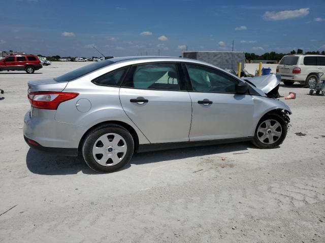 Photo 3 from auction – 2012 FORD FOCUS S with VIN 1FAHP3E26CL104320
