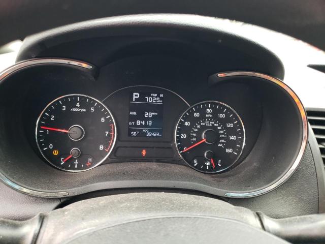 Photo 9 from auction – 2017 KIA FORTE LX with VIN 3KPFK4A7XHE158002