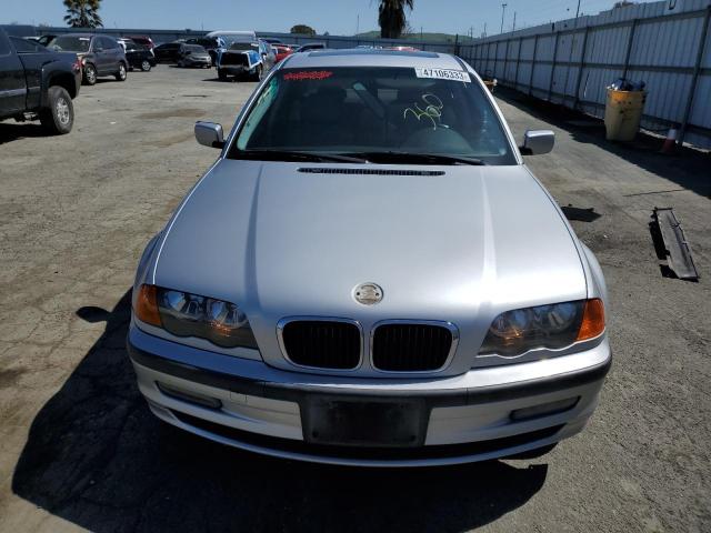Photo 5 from auction – 1999 BMW 323 I AUTO with VIN WBAAM333XXFP60005