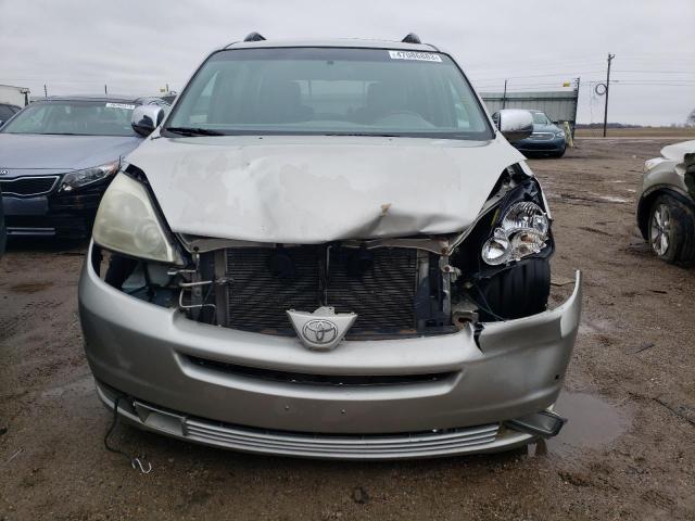 Photo 5 from auction – 2005 TOYOTA SIENNA XLE with VIN 5TDBA22C85S039352