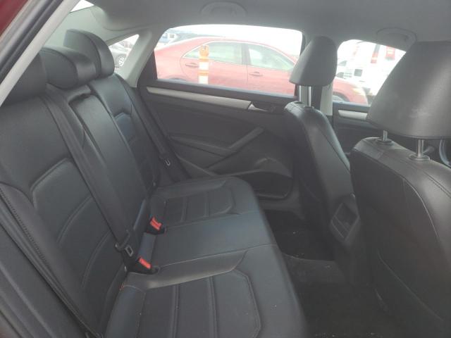 Photo 10 from auction – 2015 VOLKSWAGEN PASSAT S with VIN 1VWAT7A36FC036471