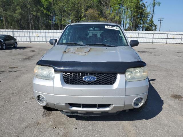 Photo 5 from auction – 2005 FORD ESCAPE LIM with VIN 1FMCU94145KD98944
