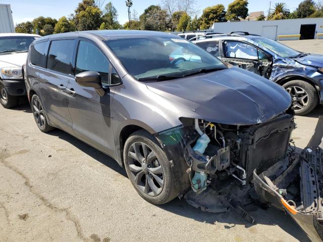 Photo 4 from auction – 2018 CHRYSLER PACIFICA T with VIN 2C4RC1FG5JR354323