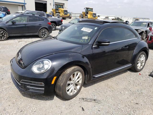 Photo 1 from auction – 2018 VOLKSWAGEN BEETLE SE with VIN 3VWJD7AT4JM723601