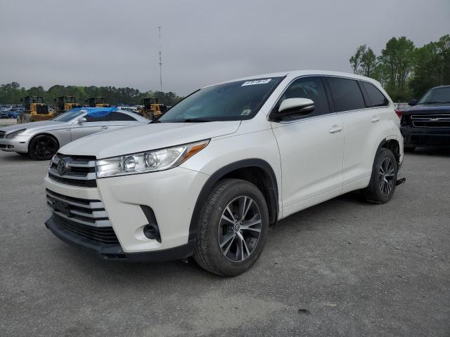 TOYOTA HIGHLANDER 2017 with VIN 5TDZARFH7HS031311 - Photo from auction