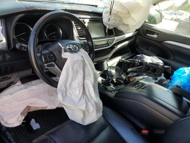 Photo 8 from auction – 2017 TOYOTA HIGHLANDER with VIN 5TDJZRFH4HS467569