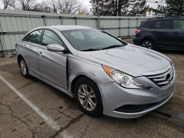 Photo 4 from auction – 2014 HYUNDAI SONATA GLS with VIN 5NPEB4AC2EH902028