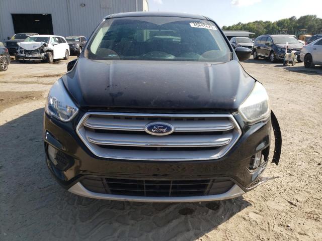 Photo 5 from auction – 2017 FORD ESCAPE SE with VIN 1FMCU0GD2HUC83950