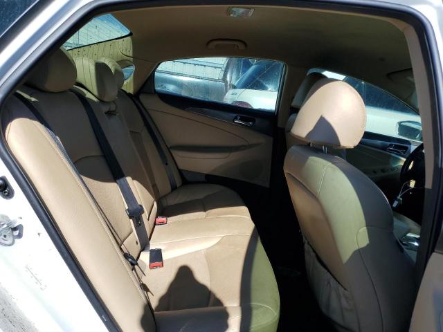 Photo 10 from auction – 2013 HYUNDAI SONATA HYB with VIN KMHEC4A44DA090593