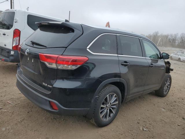 Photo 3 from auction – 2018 TOYOTA HIGHLANDER with VIN 5TDJZRFH9JS915214