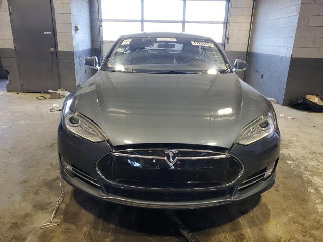 Photo 5 from auction – 2013 TESLA MODEL S with VIN 5YJSA1CP5DFP13763
