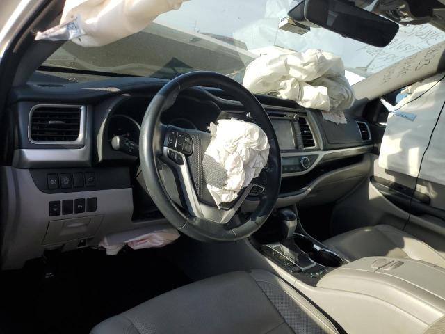 Photo 8 from auction – 2018 TOYOTA HIGHLANDER with VIN 5TDYZRFH1JS239663