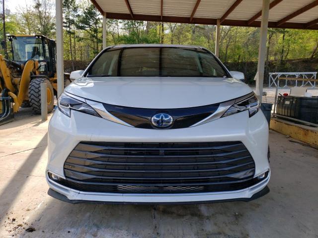 Photo 5 from auction – 2023 TOYOTA SIENNA LIM with VIN 5TDERKEC6PS150440