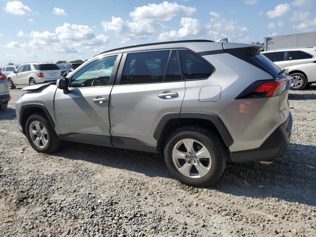 Photo 2 from auction – 2021 TOYOTA RAV4 XLE with VIN 2T3W1RFVXMW184623