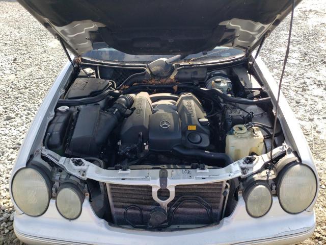 Photo 11 from auction – 2002 MERCEDES-BENZ E 320 4MAT with VIN WDBJF82J62X064866