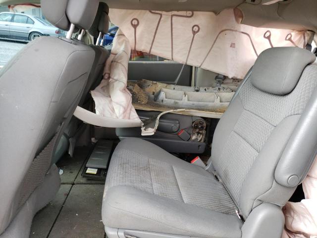 Photo 10 from auction – 2010 CHRYSLER TOWN & COU with VIN 2A4RR5D1XAR373190