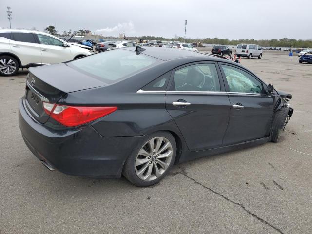 Photo 3 from auction – 2013 HYUNDAI SONATA SE with VIN 5NPEC4AC5DH579413