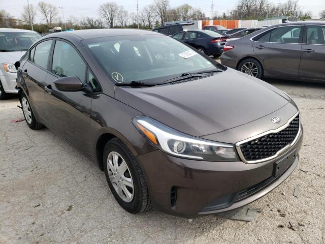 Photo 4 from auction – 2017 KIA FORTE LX with VIN 3KPFK4A76HE048001