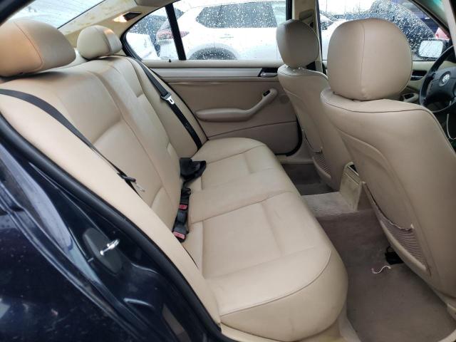 Photo 10 from auction – 2002 BMW 325 I with VIN WBAEV33432KL68782
